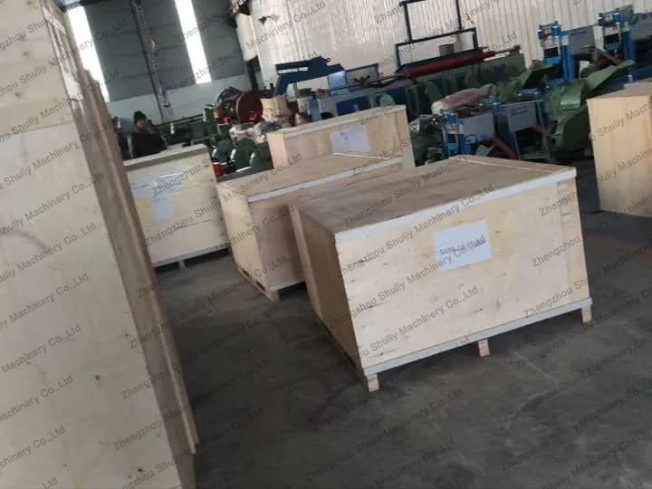 Wood crusher machine package