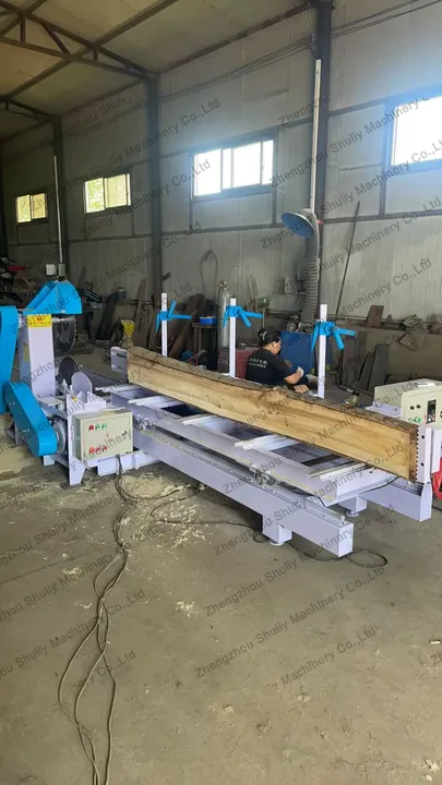 Log sliding table saw