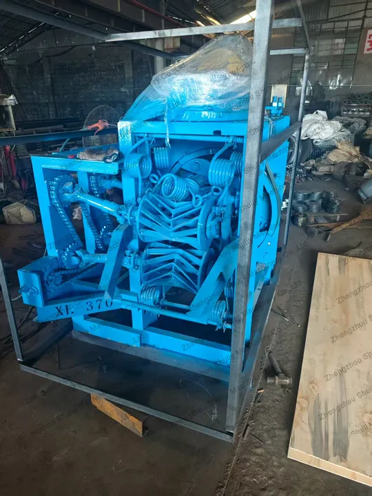 Wood peeling machine packaging