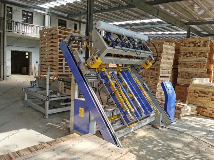 GMA pallet making machine