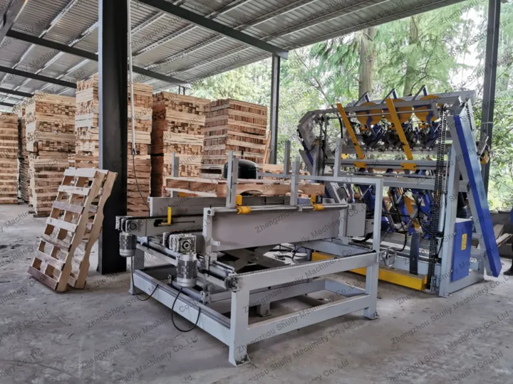 US-standard pallet production line for GMA pallets