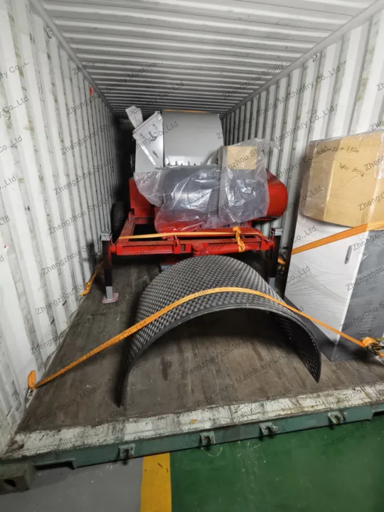 Sl-1500 Wood Crusher For Korean Forestry Biomass Fuel Production 5 Wood crusher and spare parts