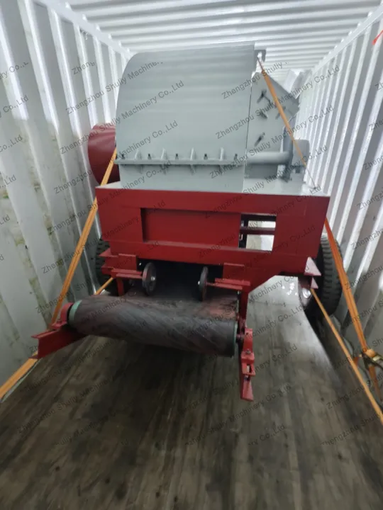 Sl-1500 Wood Crusher For Korean Forestry Biomass Fuel Production 4 Wood shredder loading